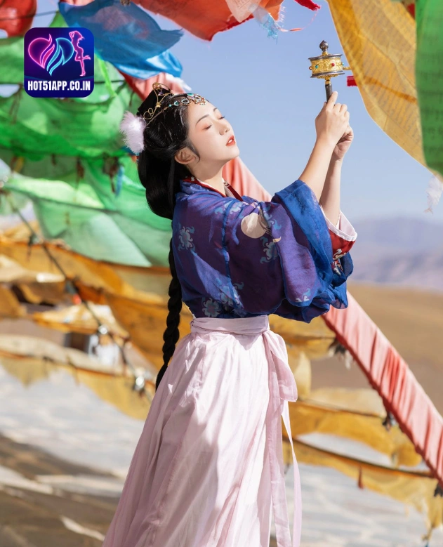Unveiling the Phenomenon: Shen Shi Shi Star Chinese Livestream Hot51 beautiful girl. 3 - Hot51 Shen Shi Shi-hotlive51
