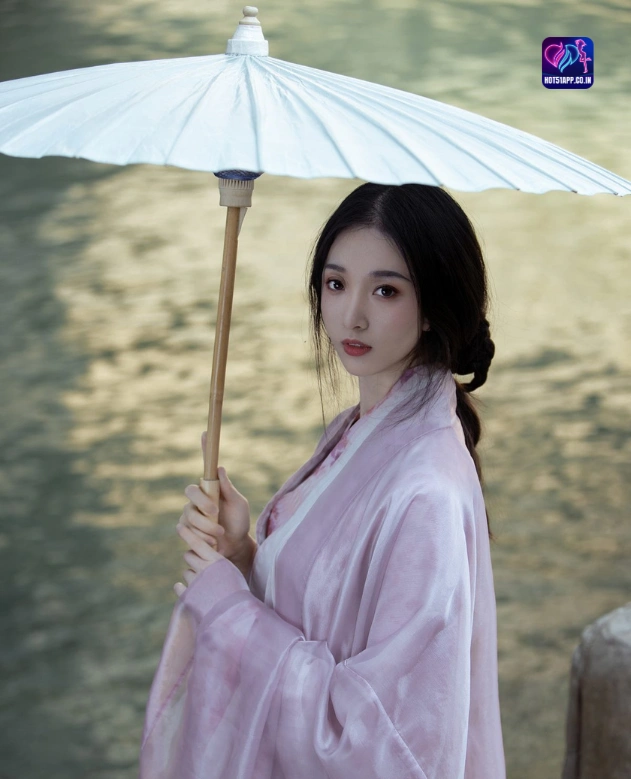 A Moon Hot51: Revolutionizing Sports Livestreaming Beautiful and Charming girl. 1 - Hot51 A Moon-hot51